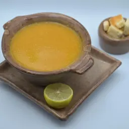 شوربة العدس